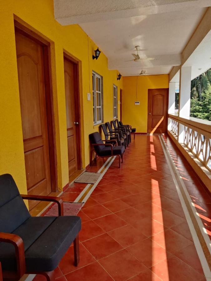 White House Beach Resort, Nagaon ภายนอก รูปภาพ