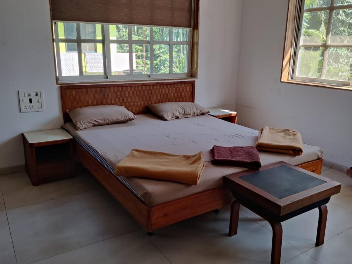 White House Beach Resort, Nagaon ภายนอก รูปภาพ