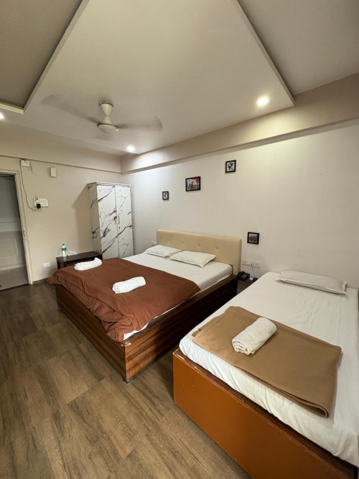 White House Beach Resort, Nagaon ภายนอก รูปภาพ